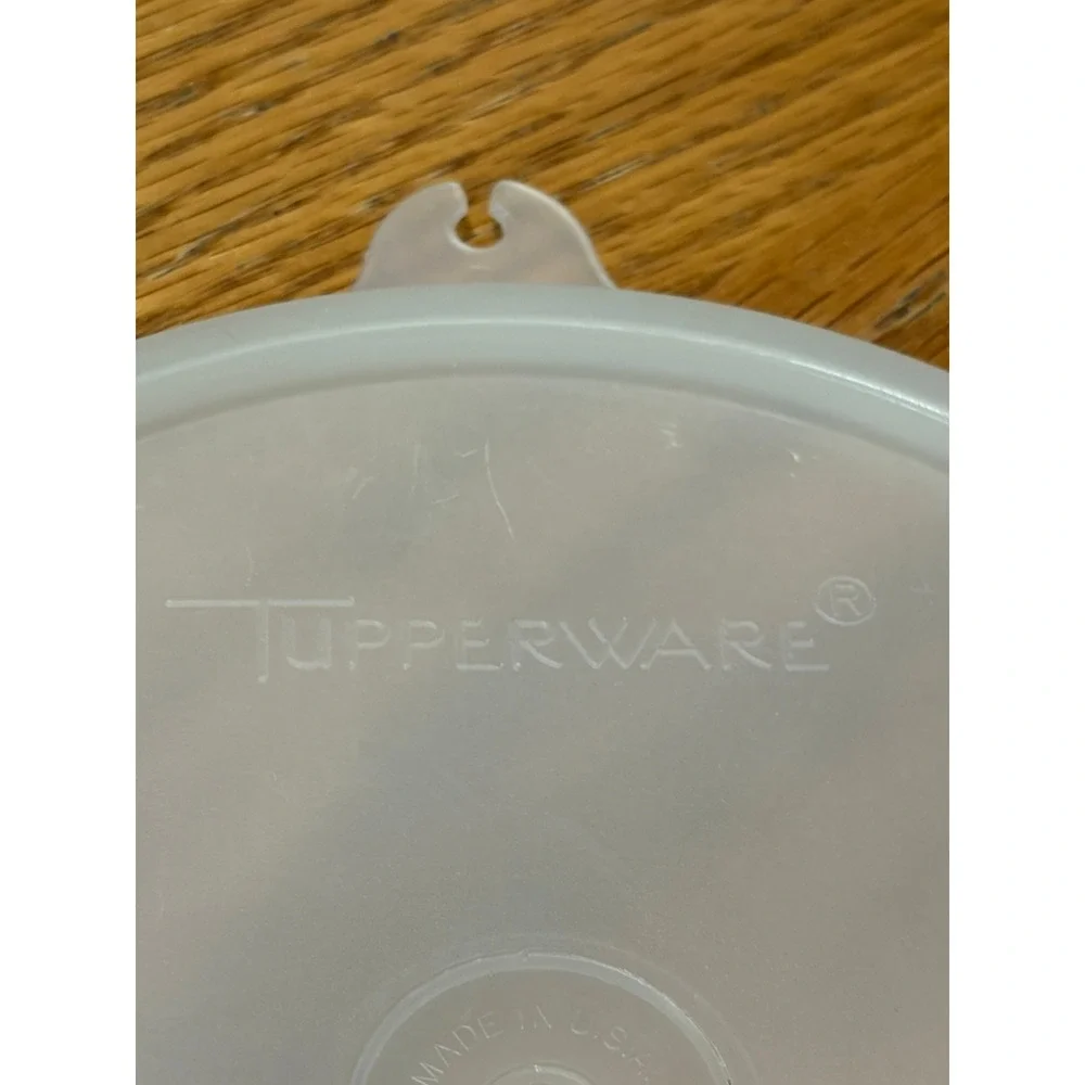 Tupperware Wonderlier Mixing Bowl 270-6 Sheer White with Lid Vintage 6 inch